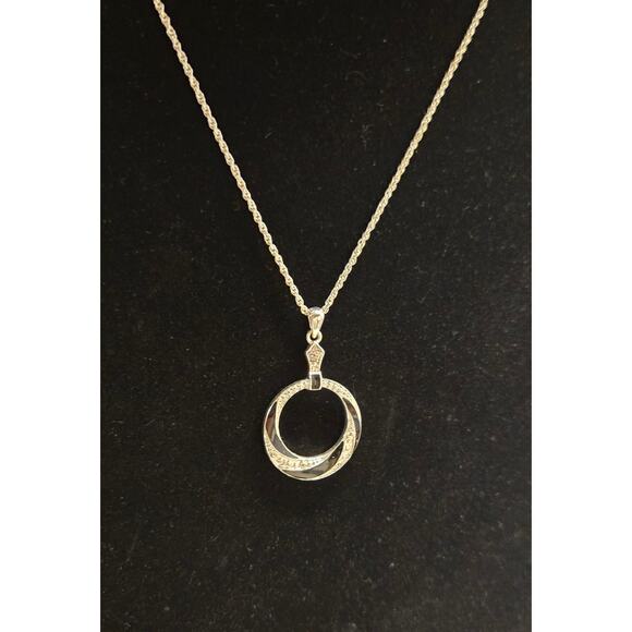 Avon 3 pc set Necklace Earrings Ring Black Silver Tone Classic Style NEW - Picture 7 of 10